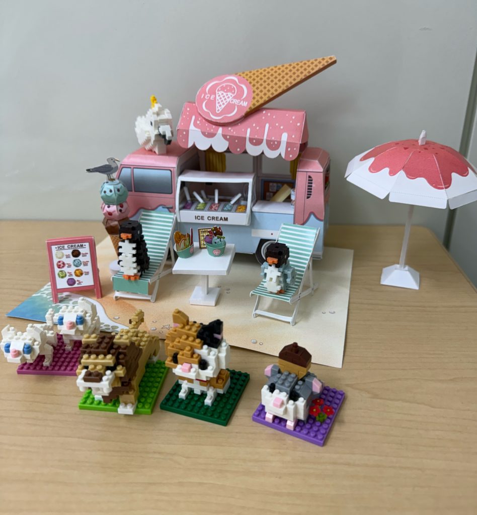 &nbsp;&nbsp;“blogで秋の作品展“　〜11月編〜のイメージ画像