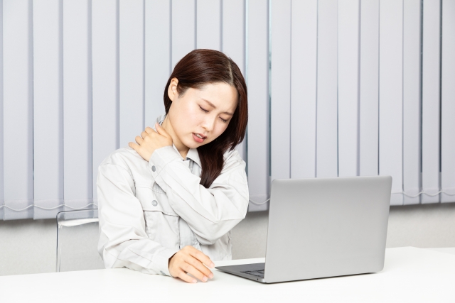 肩こり・首の痛みがつらいときの対処法～障害をお持ちで就職に困っている方はラ・レコルト枚方へ～のイメージ画像
